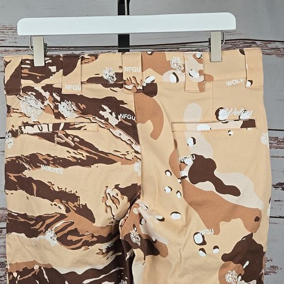 Darc Sport American Wolf Camoflauge Khaki Chino Pants Size 32 - Picture 8 of 9